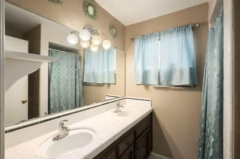 2334 4th St, Sanger, CA 93657 photo 14