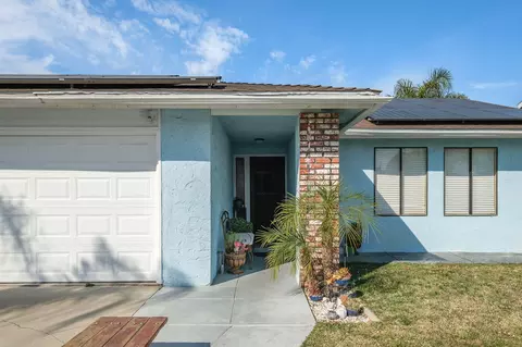 2334 4th St, Sanger, CA 93657 photo 3