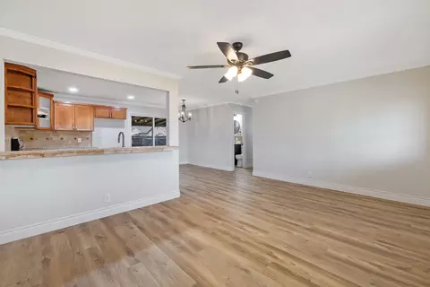 Living - 756 E North Way, Dinuba, CA 93618 photo 2 of 3