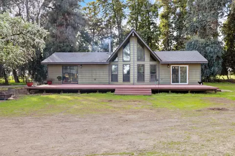 12562 13th Ave, Hanford, CA 93230