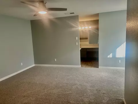 1339 E Castlecrest Ave, Visalia, CA 93292 photo 15