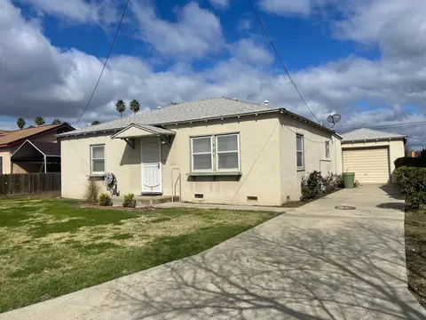 406 E Myrtle St, Hanford, CA 93230