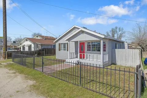 14042 Hanford Armona Rd, Armona, CA 93202
