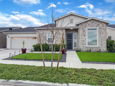 335 E Taylor Ave, Visalia, CA 93291 photo 29