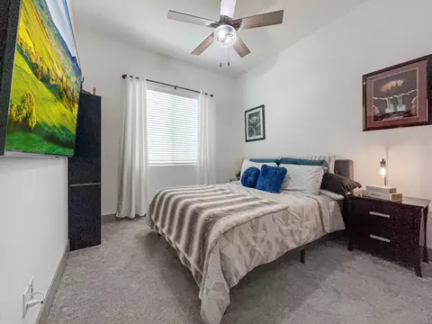 335 E Taylor Ave, Visalia, CA 93291 photo 20