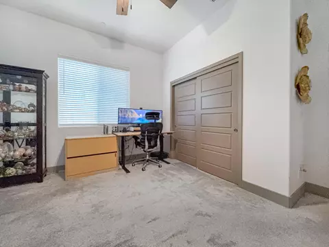 335 E Taylor Ave, Visalia, CA 93291 photo 23