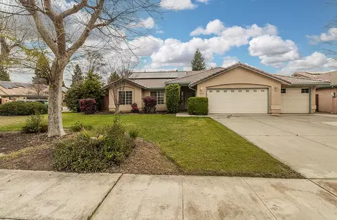 1920 N Ranch St, Visalia, CA 93291