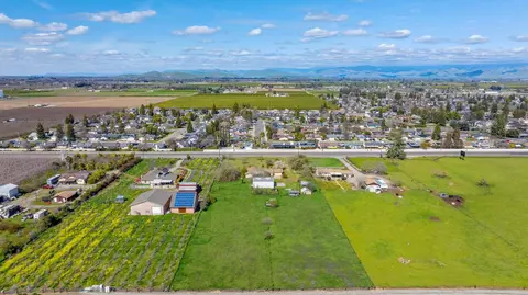 View/Area - 1661 W Visalia Rd, Exeter, CA 93221 photo 3 of 14