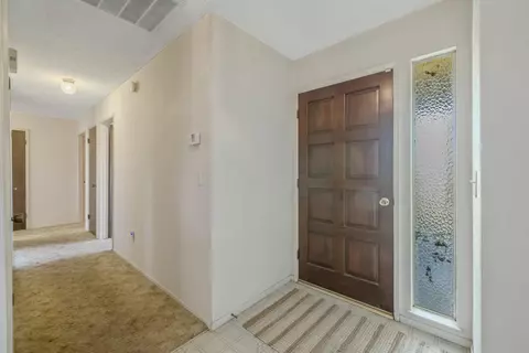 Entry Way - 1661 W Visalia Rd, Exeter, CA 93221 photo 4 of 11