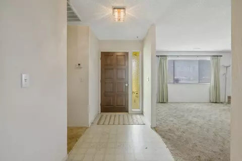 Entry Way - 1661 W Visalia Rd, Exeter, CA 93221 photo 1 of 11