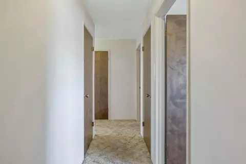 Entry Way - 1661 W Visalia Rd, Exeter, CA 93221 photo 5 of 11