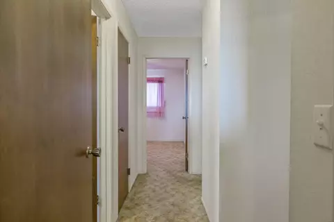 Entry Way - 1661 W Visalia Rd, Exeter, CA 93221 photo 11 of 11