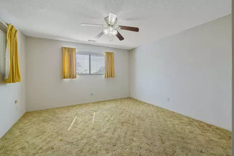 Bedroom - 1661 W Visalia Rd, Exeter, CA 93221 photo 5 of 6