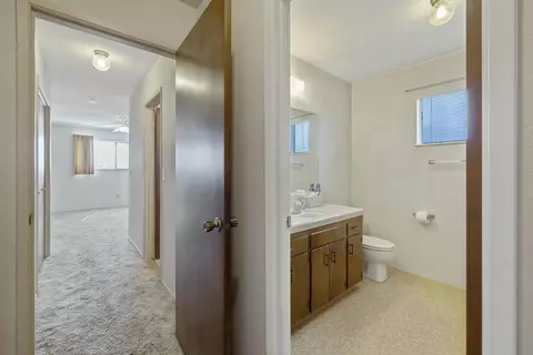Entry Way - 1661 W Visalia Rd, Exeter, CA 93221 photo 9 of 11