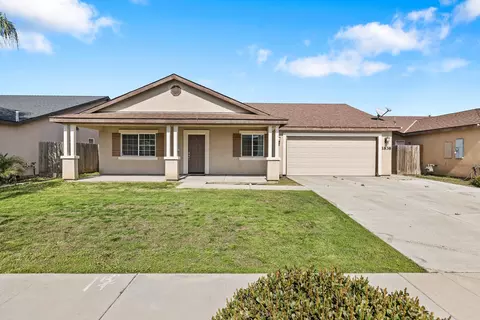 1838 Santa Cruz Dr, Tulare, CA 93274