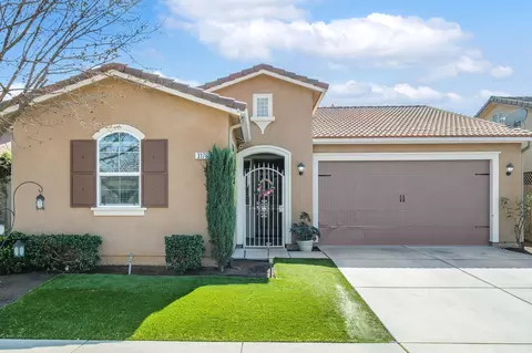 3176 Browning Ave, Clovis, CA 93619 photo 3