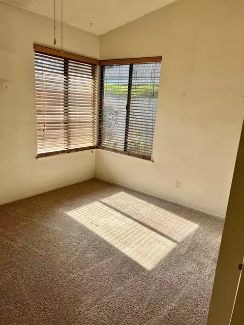 1826 E Babcock Ave, Visalia, CA 93292 photo 20