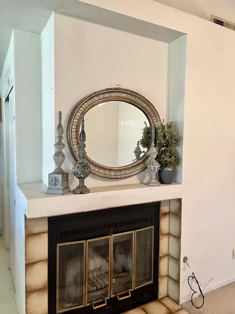 1826 E Babcock Ave, Visalia, CA 93292 photo 10