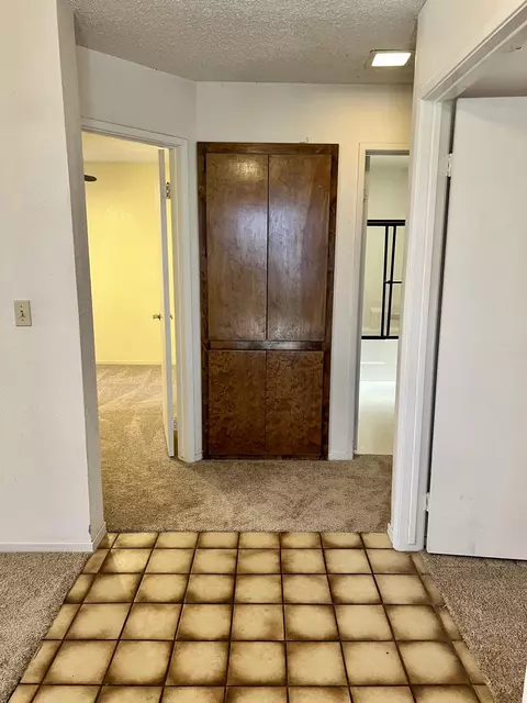 1826 E Babcock Ave, Visalia, CA 93292 photo 30