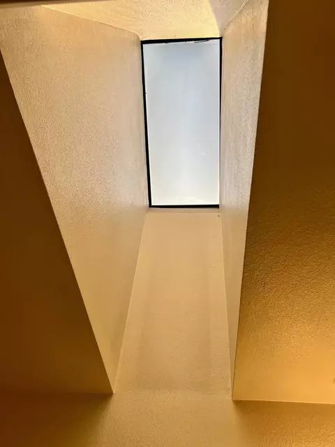 1826 E Babcock Ave, Visalia, CA 93292 photo 15