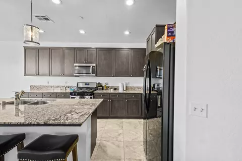 Other - 816 E Copper Ave, Visalia, CA 93292 photo 3 of 6