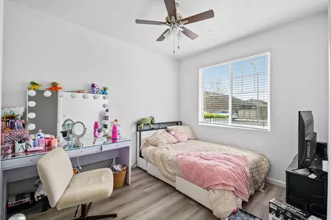 Bedroom - 816 E Copper Ave, Visalia, CA 93292 photo 2 of 6