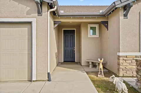 Other - 816 E Copper Ave, Visalia, CA 93292 photo 2 of 6