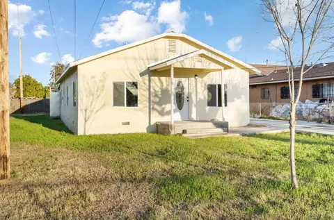 2104 Norwalk St, Delano, CA 93215