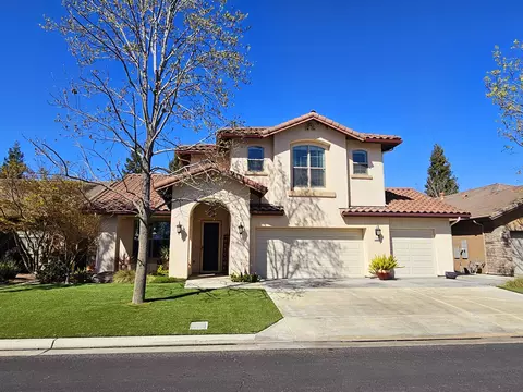 5212 Redding Ave, Visalia, CA 93277