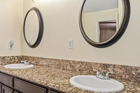 1748 E Target Ave, Tulare, CA 93274 photo 40
