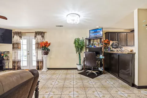1748 E Target Ave, Tulare, CA 93274 photo 13