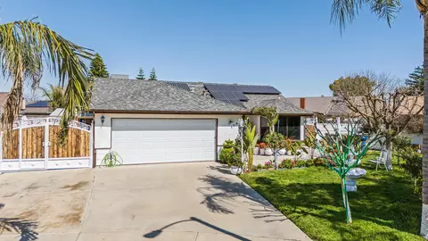 1748 E Target Ave, Tulare, CA 93274 photo 4