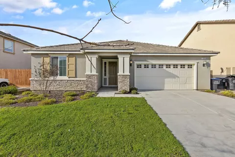 4350 W Robin Ave, Visalia, CA 93291