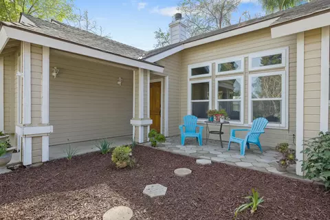 2533 E Vine Ct, Visalia, CA 93292 photo 6