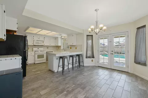 2533 E Vine Ct, Visalia, CA 93292 photo 23
