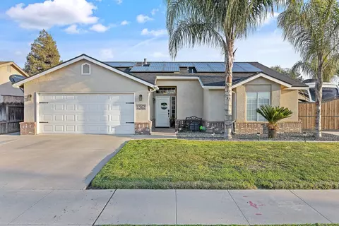 1962 Poppyview Ave, Tulare, CA 93274