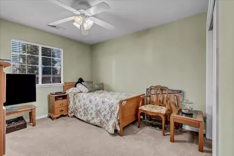 Bedroom - 2166 Morris Ct, Exeter, CA 93221 photo 2 of 4