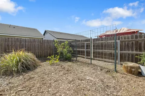 2785 Eshom Creek Ct, Tulare, CA 93274 photo 40
