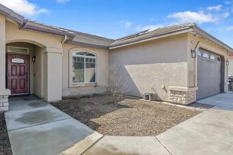 2785 Eshom Creek Ct, Tulare, CA 93274 photo 4