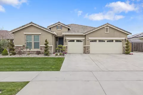 3426 W Perez Ave, Visalia, CA 93291