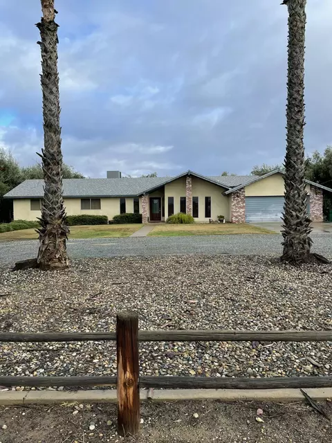 24234 Ave 104, Terra Bella, CA 93270