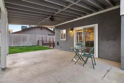1843 E Westcott Ct, Visalia, CA 93292 photo 48