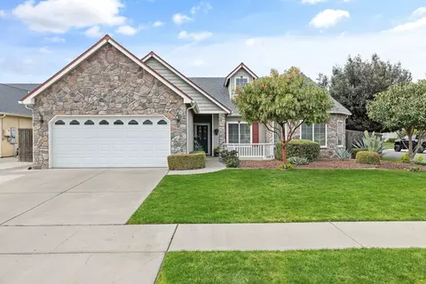 951 Big Sandy Ct, Tulare, CA 93274