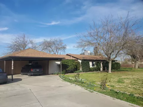 6850 Hanford Armona Rd, Hanford, CA 93230