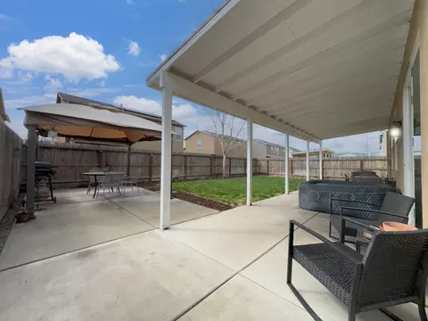 3733 E Kaweah Ave, Visalia, CA 93291 photo 18