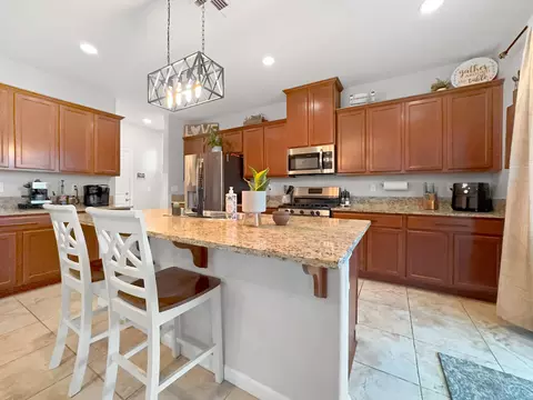 3733 E Kaweah Ave, Visalia, CA 93291 photo 7