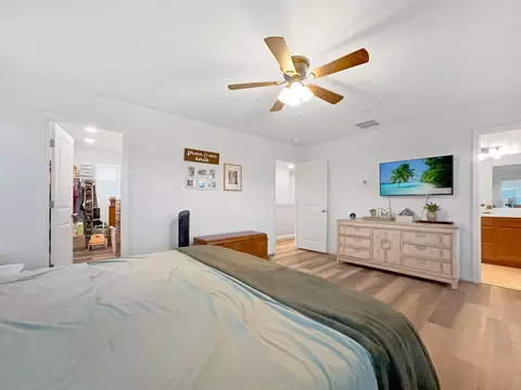 3733 E Kaweah Ave, Visalia, CA 93291 photo 12