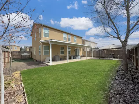 3733 E Kaweah Ave, Visalia, CA 93291 photo 20