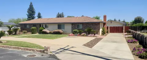 8799 14th Ave, Hanford, CA 93230