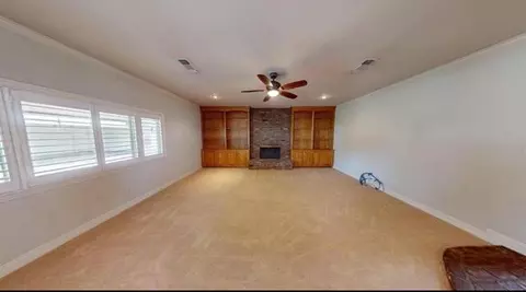 Living - 8799 14th Ave, Hanford, CA 93230 photo 1 of 3